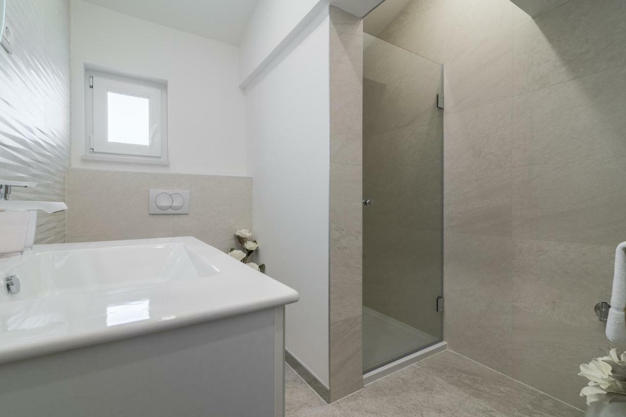 Luxury Piano Apartment Zára Kültér fotó